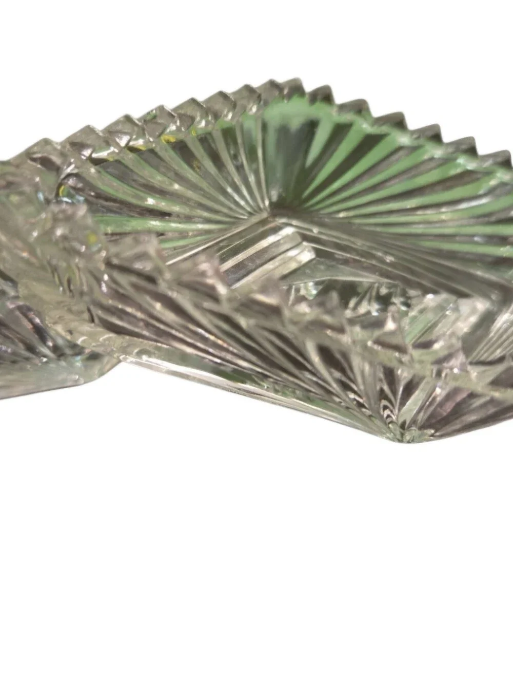 vintage Art Deco diamond-shaped ribbed glass lidded trinket with sawtooth edge.